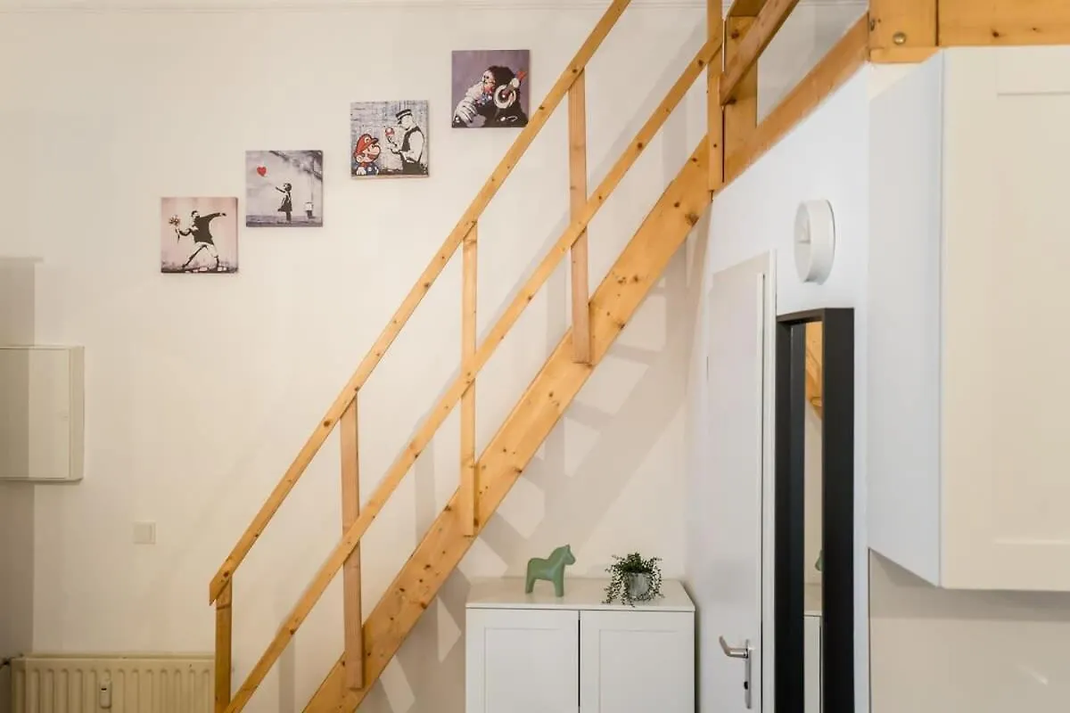 Stylish Loft Close To Boxhagener Platz Berlin